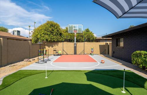 Glendale House | Basketball Court Heated Pool Mini Golf & More
