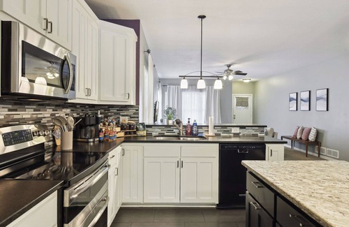 Richfield House | Basketball Court, Pickleball, Karaoke, 6 Beds