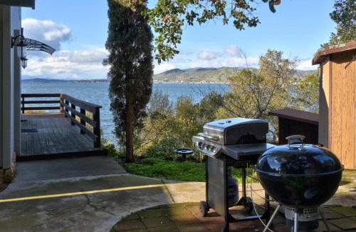Clear Lake House | Bass Alley Bungalow With Private Dock And Amazing Fishing On Clear Lake