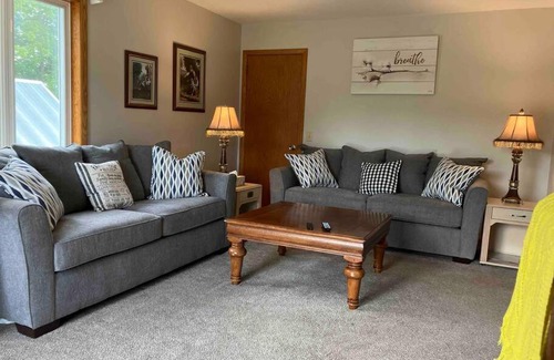 Afton Apartment | Bass Creek's Outback Quaint & Cozy
