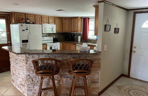 Citrus Springs House | Bass Fishing, Kayaking or just Relaxing From Your Own Private Home & Boat Dock