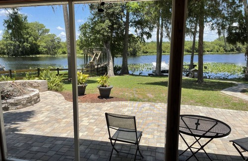 Citrus Springs House | Bass Fishing, Kayaking or just Relaxing From Your Own Private Home & Boat Dock