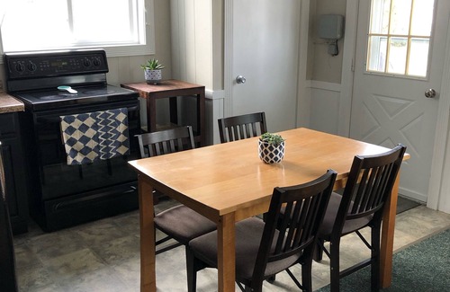 Elk Rapids House | Bass Lake Views & Access. Walk Downtown Elk Rapids.