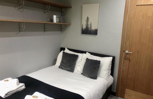 Southampton House | Bassett Home - Double Room And Free Parking