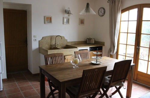Greasque House | Bastide 200m2 on 2500m2, swimming pool overflow10/5, view ste Victoire, bowling