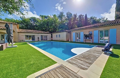 Mimet Villa | Bastide 9 pers near Aix en Provence