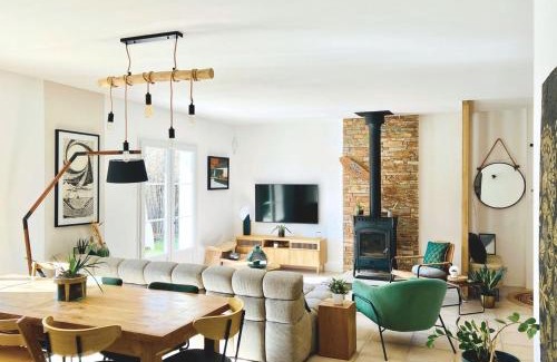 Saint-Drezery Villa | Bastide de charme, élégance, calme et sérénité