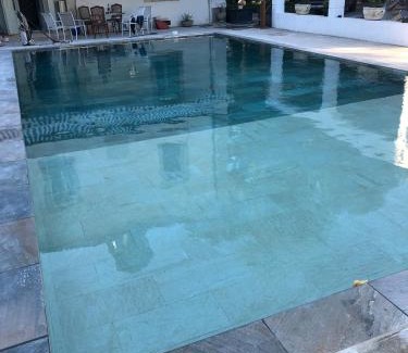 Boisseron House | Bastide pour 15 avec piscine, clim et Billard