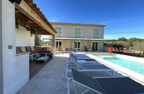 Cotignac Villa | Bastide sleeps 13 - Padel