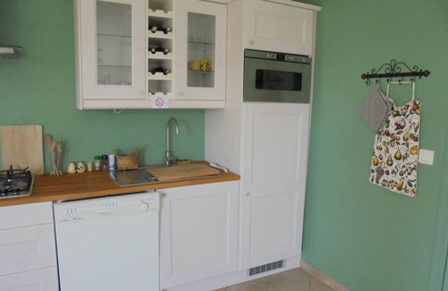 Mollans-sur-Ouveze Apartment | Bastidon for rent facing Mont Ventoux, shared swimming pool