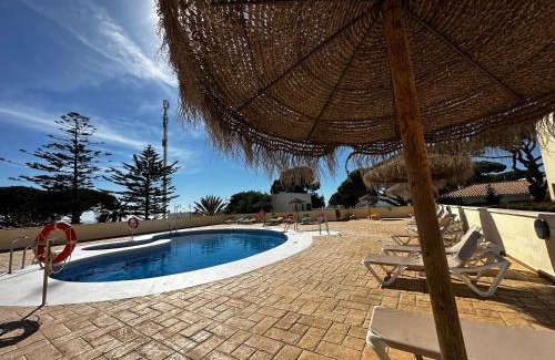 Los Canos de Meca Apartment | BASTINAZO ALOHADREAM - PREMIUM - Dúplex Lujo Recién Reformado con Jardín, Piscina, Parking, Aire Acondicionado - Los Caños de Meca - 50m playa