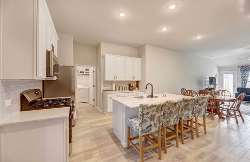 Bastrop House | Bastrop Home w/Yard, 28 Mi to Austin!