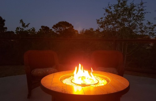 Bastrop House | BASTROP TX, REMODELED SPECTACULAR HILLTOP RETREAT! Near Austin, Smithville, COA!