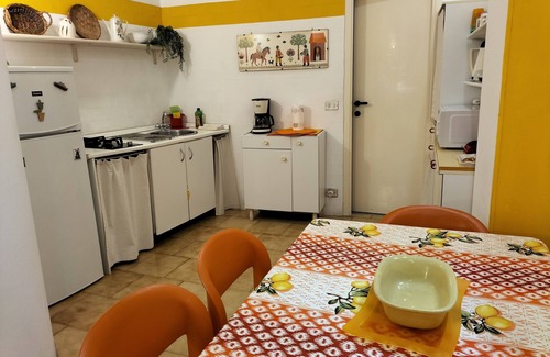 Borgo Antico Apartment | Basuetta Apt in historIcal center with A/C