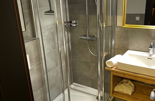 Flirsch Hotel | Basur - das Schihotel am Arlberg