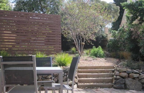 Hobart Central Business District House | Bathurst St cottage charm
