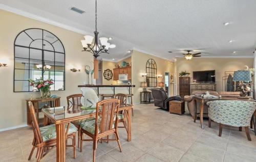 Bonnybrook Villa | Baton - Patio Villa By Palmer LegendsVillagepeople