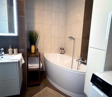 Pszczyna Apartment | BATOREGO FLATS No 13 Pszczyna - Walk to Castle - Apartment with Parking, Balcony, Elevator, Fast WiFi