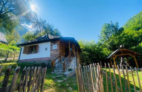 Salciua de Jos House | BATS CAVE HUT - Transylvania - Hot-Tub - Sauna
