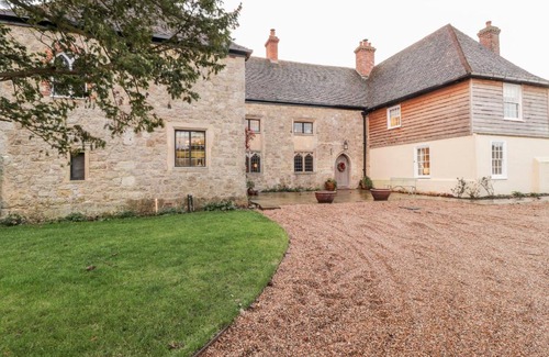 Maidstone House | Battel Hall