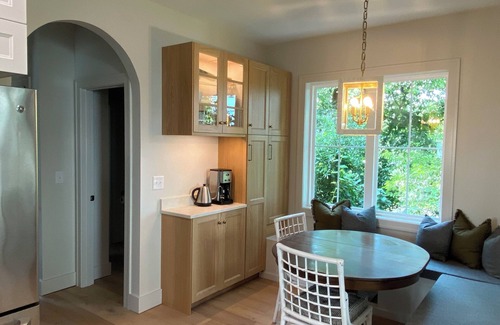 Franklin House | Battlefield Bungalow- Walk to Pickleball & Downtown!