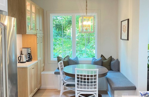 Franklin House | Battlefield Bungalow- Walk to Pickleball & Downtown!