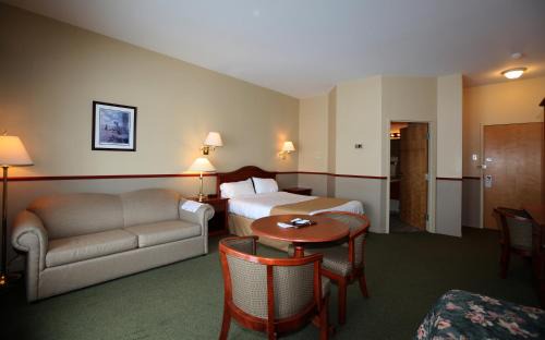 La Baie Hotel | BATTURES Hotel Fjord Saguenay
