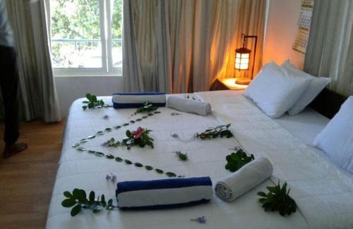 Thulusdhoo Island House | Batuta Maldives Surf View