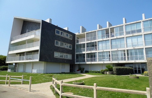 Batz-sur-Mer Apartment | batz on sea, sea face
