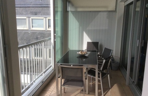 Batz-sur-Mer Apartment | batz on sea, sea face