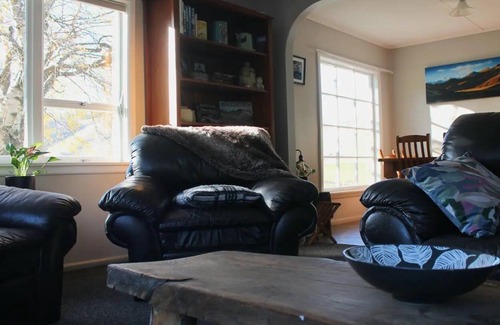 Mackenzie Country House | Bauchops Hill Station Farmstay