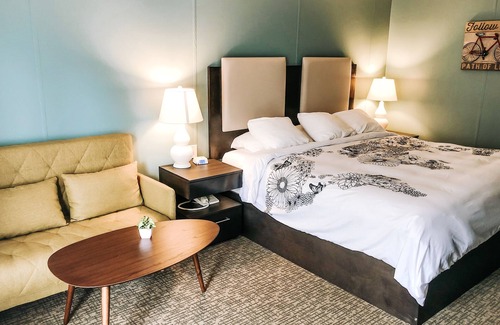 Custer Hotel | Bavarian Inn Black Hills