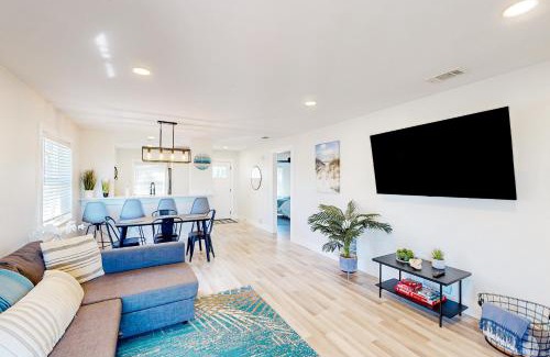 Bay Acres Apartment | Bay Acres Bungalow - A