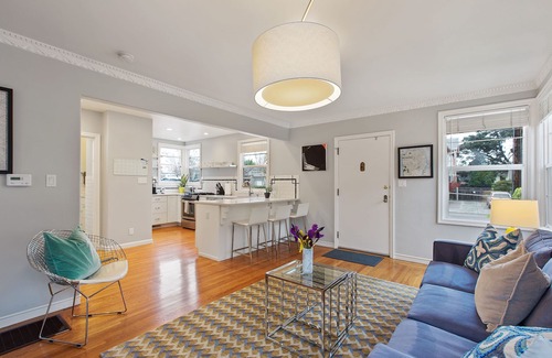 East End House | Bay Area Charming 1938 Art Deco Duplex
