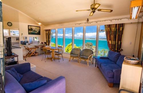 Kaiteriteri House | Bay Breeze - Stephens Bay, Kaiteriteri Home