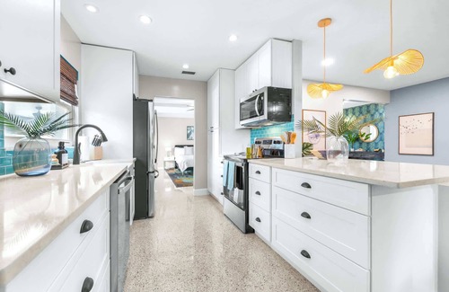 Bay Crest Park House | Bay Crest House – Stay for 10!