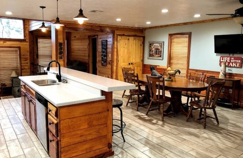 Negreet House | Bay Dreamer Custom Lakefront House, Boathouse and Ramp on Toledo Bend Lake