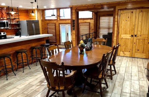 Negreet House | Bay Dreamer Custom Lakefront House, Boathouse and Ramp on Toledo Bend Lake