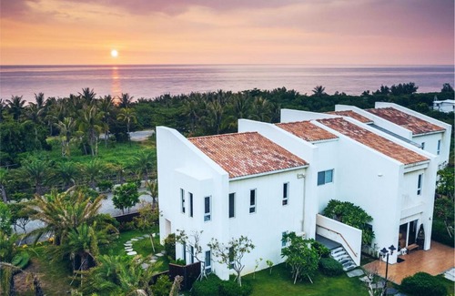 White Sand Beach Bed & Breakfast | Bay Forest Boutique Hotel - Silver Pavilion