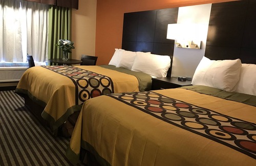 Neepawa Hotel | Bay Hill Inns & Suites, Neepawa