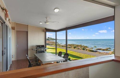 Para Wurlie House | Bay House