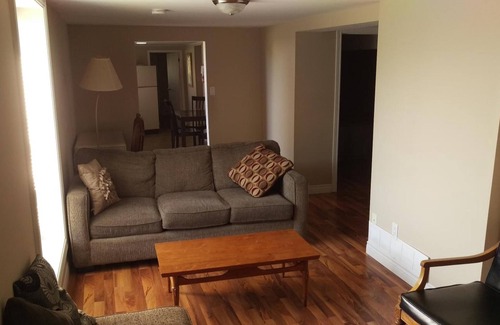 Timiskaming District Hotel | Bay Lake Inn (Frontiersman Motel)