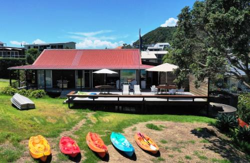 Russell House | Bay of Islands Beachfront - Tapeka del Mar