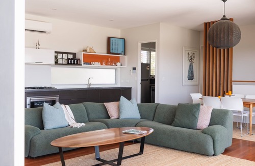 Yamba House | BAY PROPERTIES | The Chill