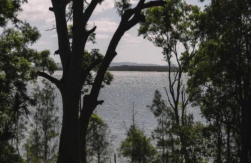 Wooloweyah Apartment | Bay Property . The Lakehouse