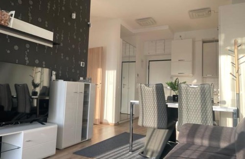 Nadorkert Apartment | Bay Shore Flat
