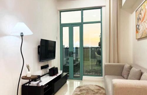 Likas Apartment | Bay Suites市中心山景 宽敞 悬空泳池 随订随住