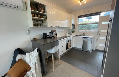 Port Lincoln Apartment | Bay View Getaway