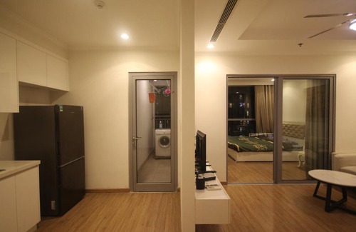 Hoang Mai Apartment | bay vinhomes times city