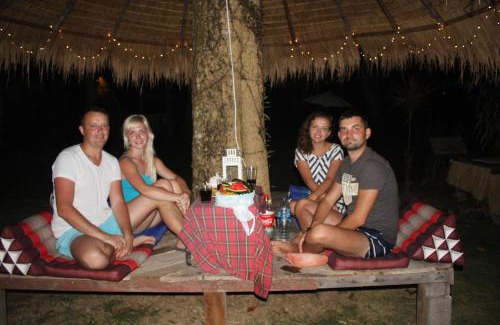 Bai Lan House | ฺBay Yard Hut